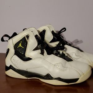 Air Jordan True Flight 7s